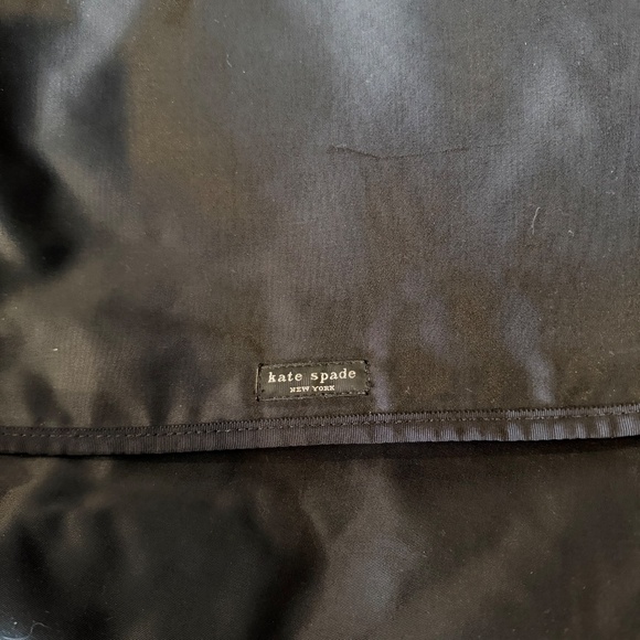 Black Kate Spade messenger bag and matching wallet - Picture 2 of 8